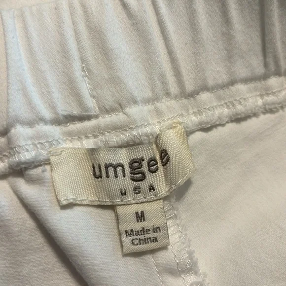 Umgee white cotton flair leg pull on pants - Picture 6 of 8